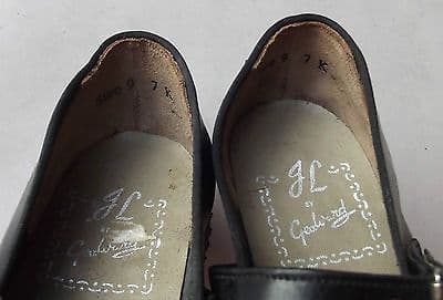 Vintage girls leather shoes Size 9 UNUSED JL by GEO WARD Sussex soles DAMAGED